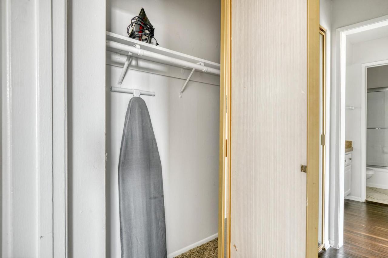 Beverly Hills 1br Nr Shops Bars On Rodeo Lax-365 Los Angeles